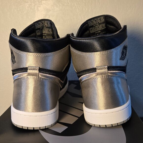 Air Jordan 1 Retro High OG Satin Shadow Women Sz 10 Black Medium Grey FD4810010 - Picture 7 of 11